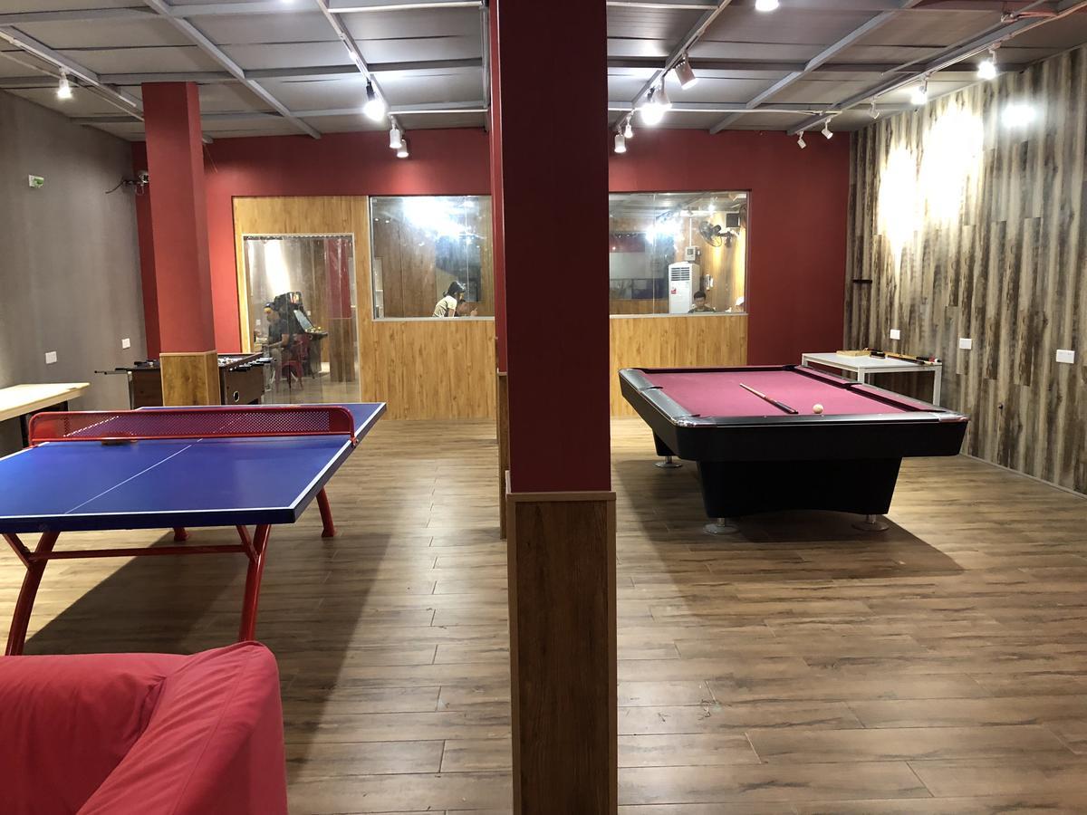 Dong Shan Gaga Hostel Guangzhou Bagian luar foto