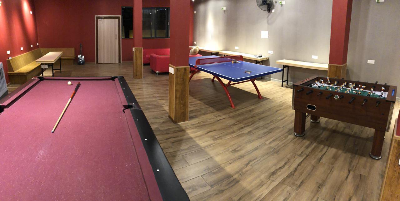 Dong Shan Gaga Hostel Guangzhou Bagian luar foto