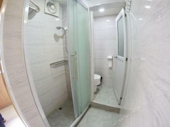 Dong Shan Gaga Hostel Guangzhou Bagian luar foto